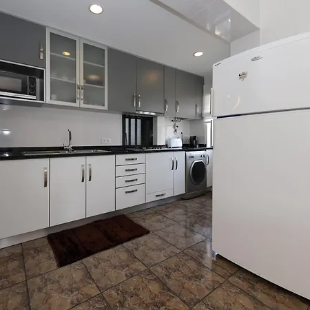 Big Wave Apartment
